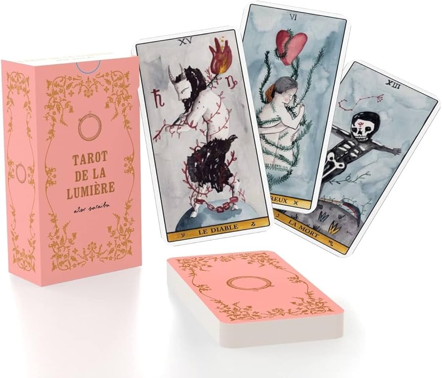 Amazon.com: Fournier Tarot of Light - 78 Cards - Booklet